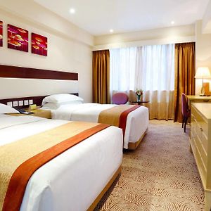 Elite Twin Room